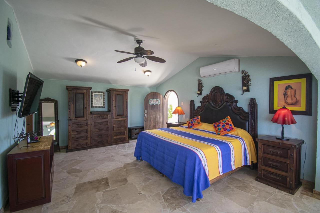 Apartment Sandcastle Beachfront With Pool *