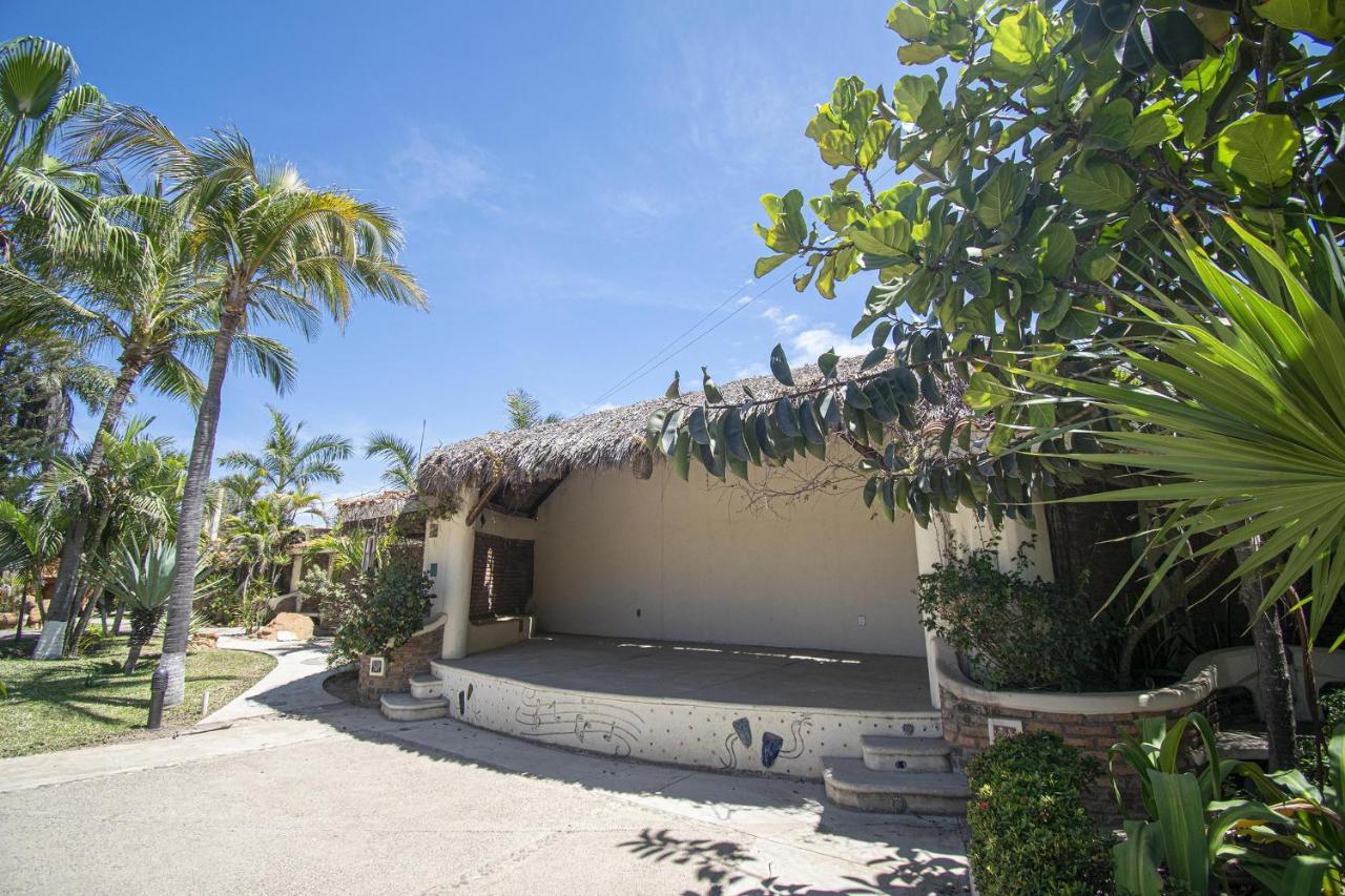 Sandcastle Beachfront With Pool Apartment Mazatlan