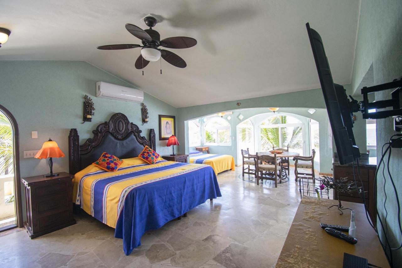 Sandcastle Beachfront With Pool Apartment Mazatlan