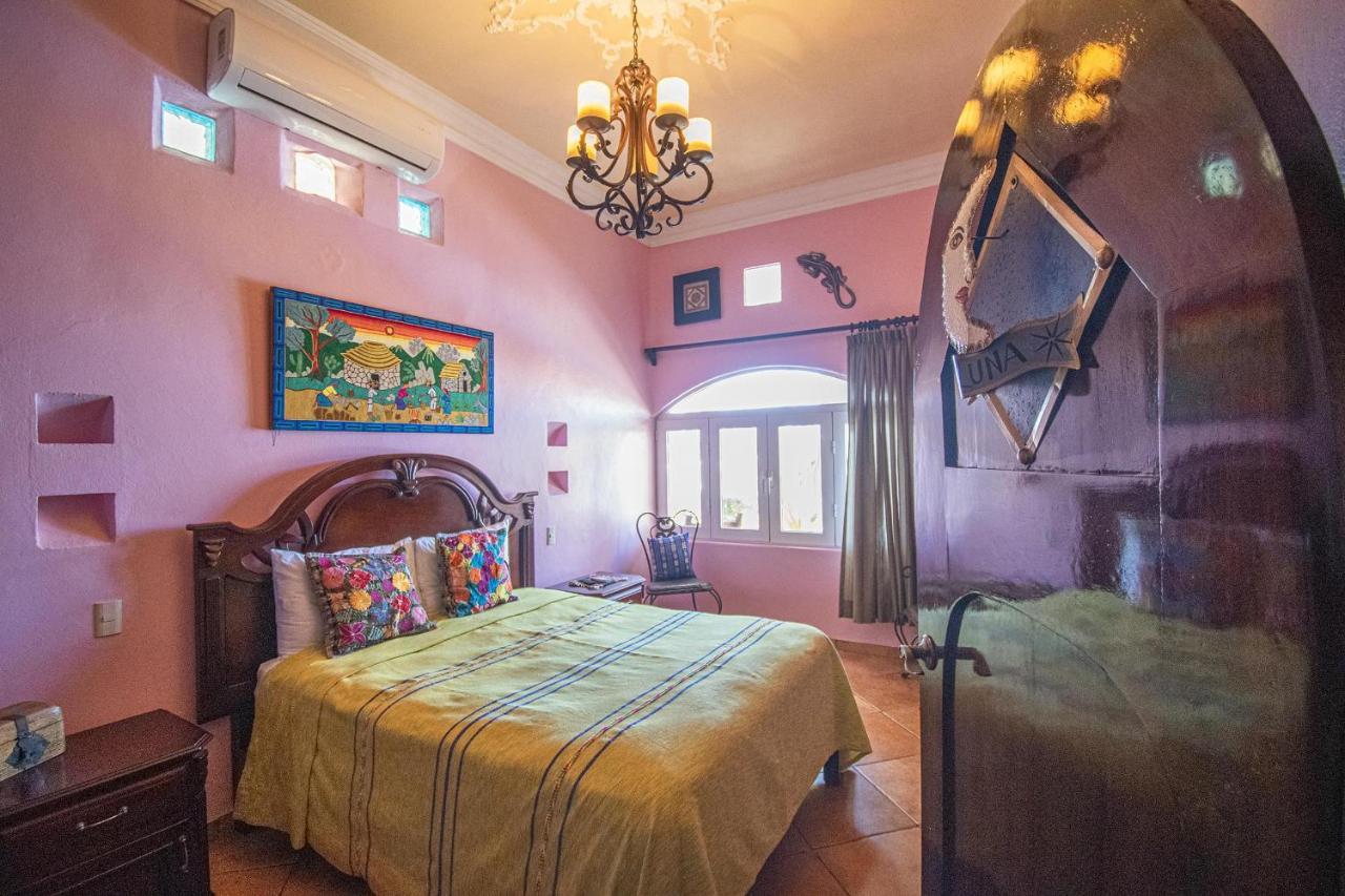 Sandcastle Beachfront With Pool Apartment Mazatlan