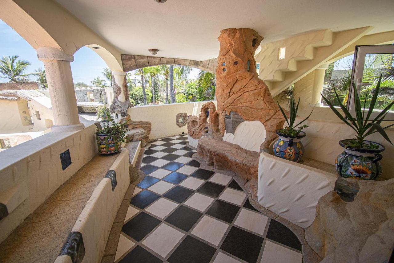 Sandcastle Beachfront With Pool Mazatlan