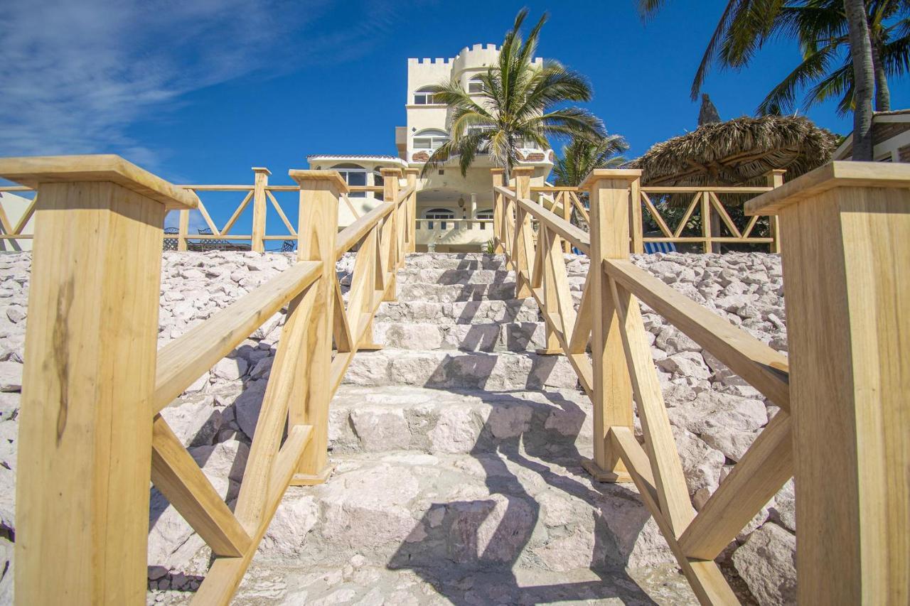 Sandcastle Beachfront With Pool Apartment Mazatlan