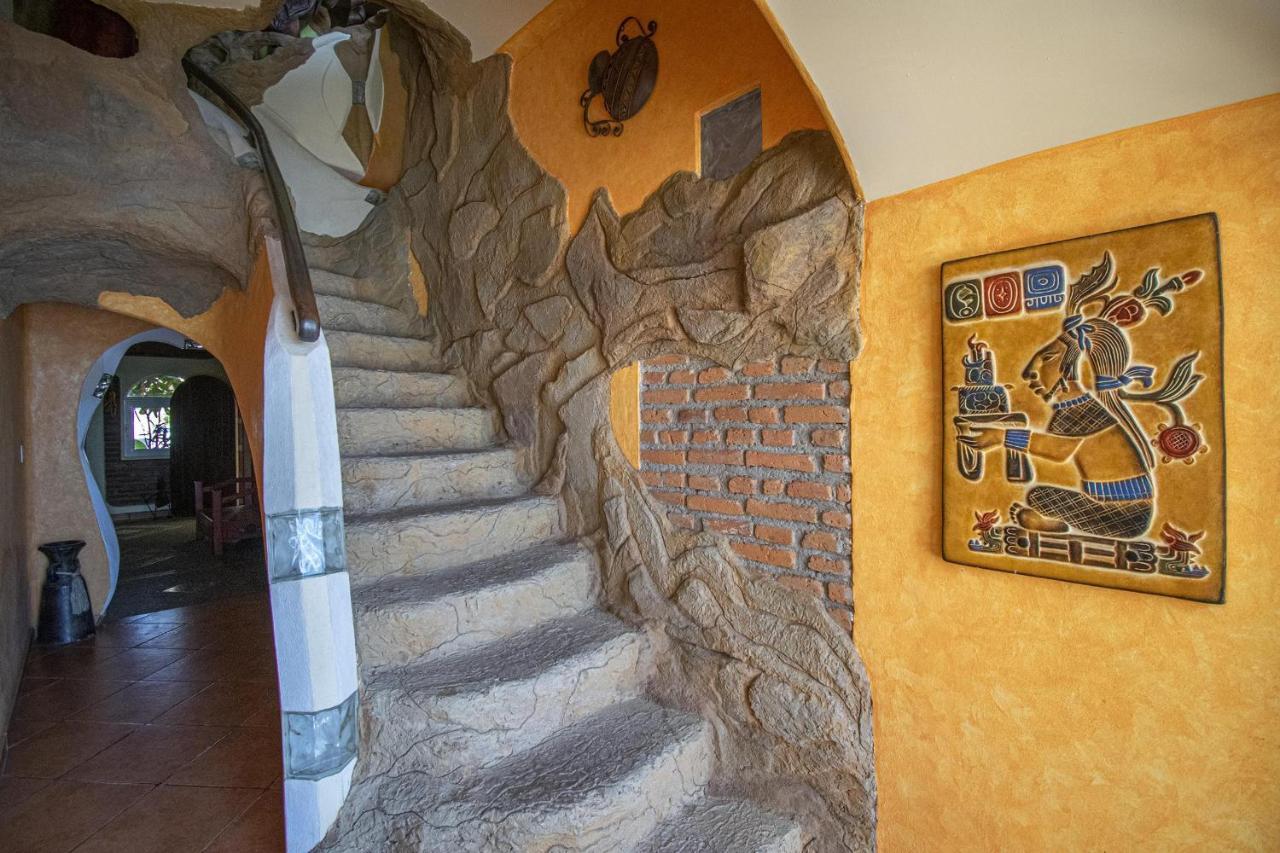 Sandcastle Beachfront With Pool Apartment Mazatlan