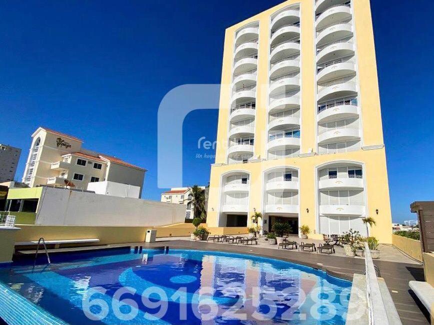 Miramar, En Malecón Frente A La Playa Mazatlán