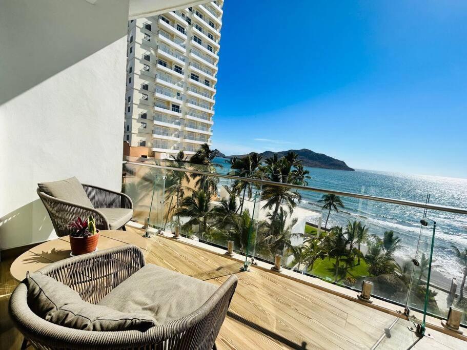 Apartment Lujoso Departamento Frente Al Mar/camino Al Mar