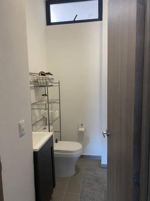 Apartamento In El Centro Near Malecon!