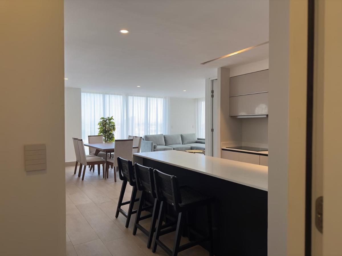 Frente Al Malecon, 5 Min Zona Dorada By G P S Rentas Apartamento