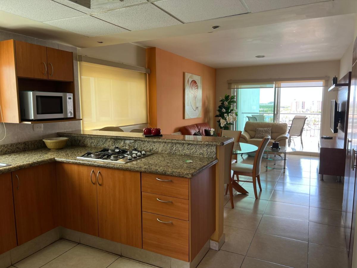 Departamento En Marina Mazatlán