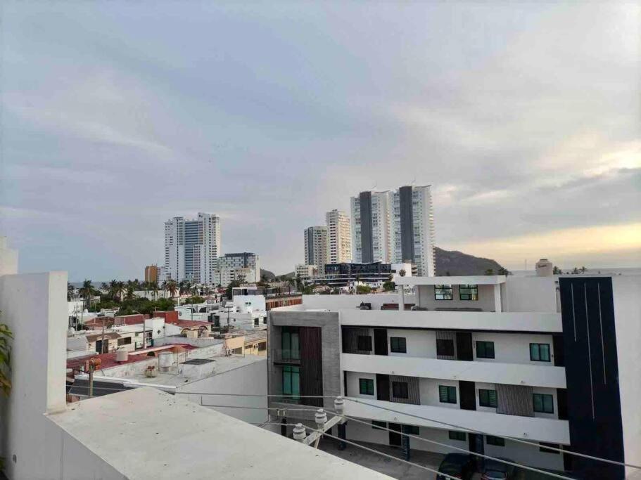 Apartamento Nuevo Y Comodo Departamento En El Corazon De La Zona Dorada Mazatlán