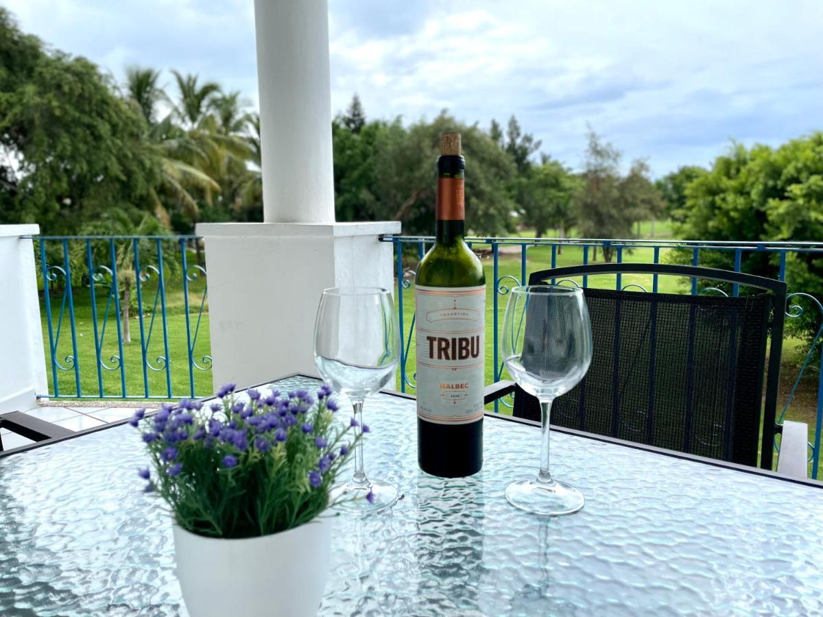 Peaceful Tropical On A Private Golf Course Apartamento