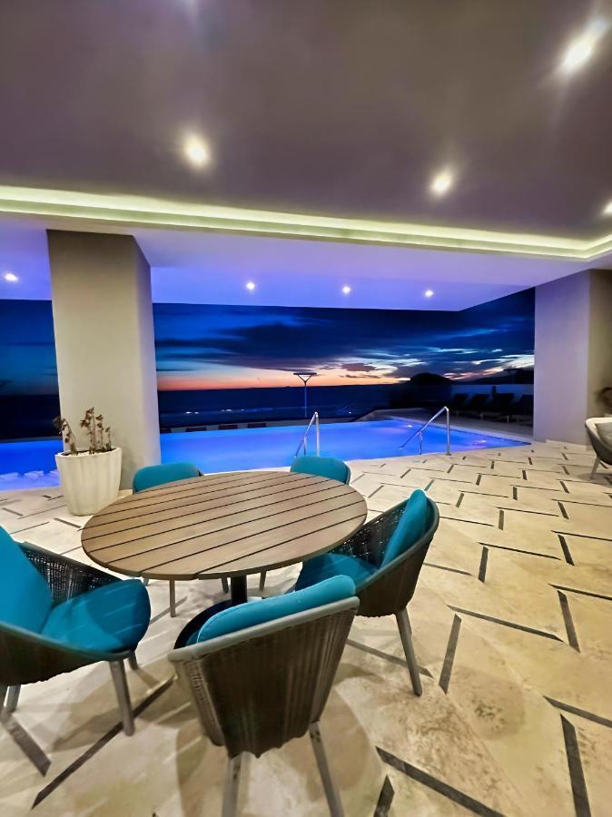Altomare Seaview