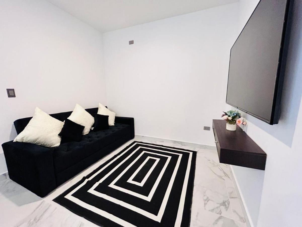 Depa Super Centrico En Zona Dorada By G P S Rentas Apartamento