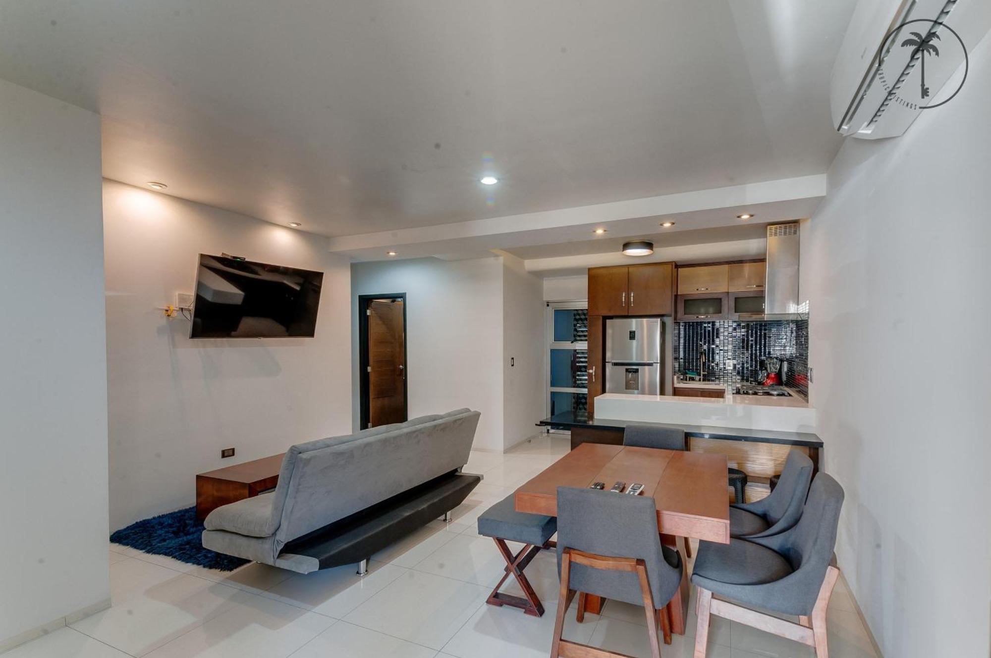 Alfa - Dpto 2 Hab En Zona Centrica Y Cerca De La Playa Apartment *