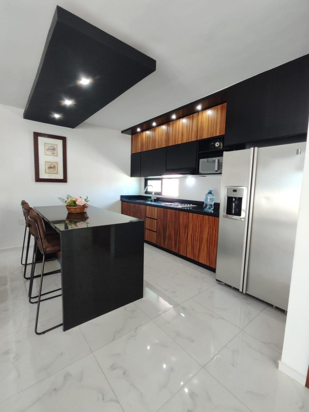 Pent-house A Media Cuadra Del Malecon, Hookipa Tower! Apartment *