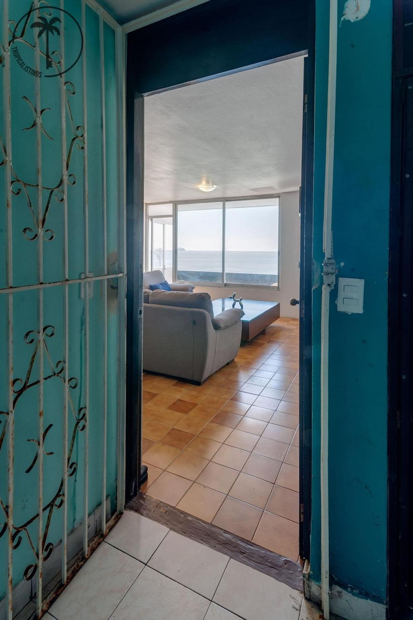 Apartamento 2 Bdr With Ocean View In Avenida Del Mar *