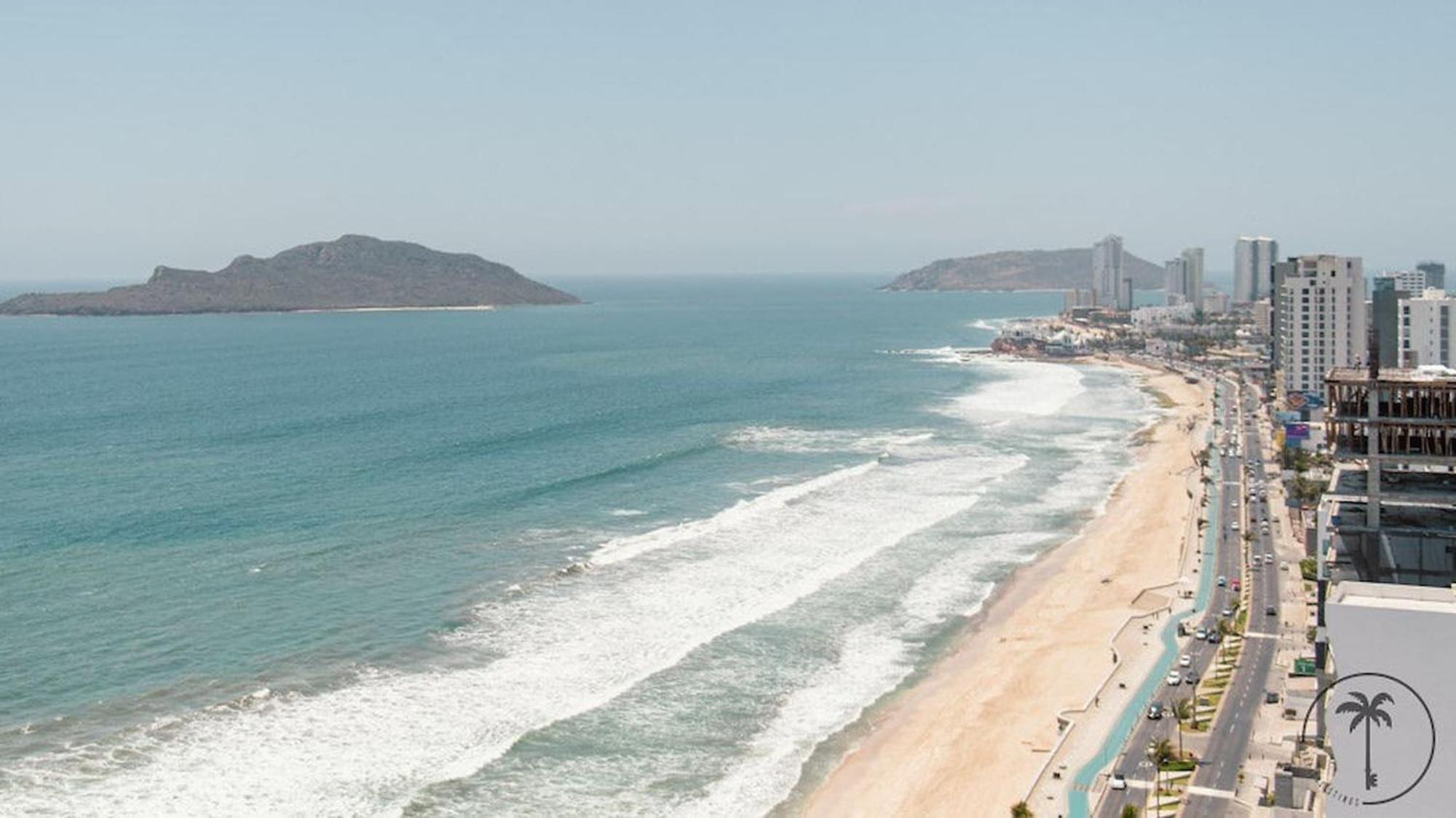Depto Pavoreal. Hermosa Vista Al Mar Y Malecón! Apartamento *