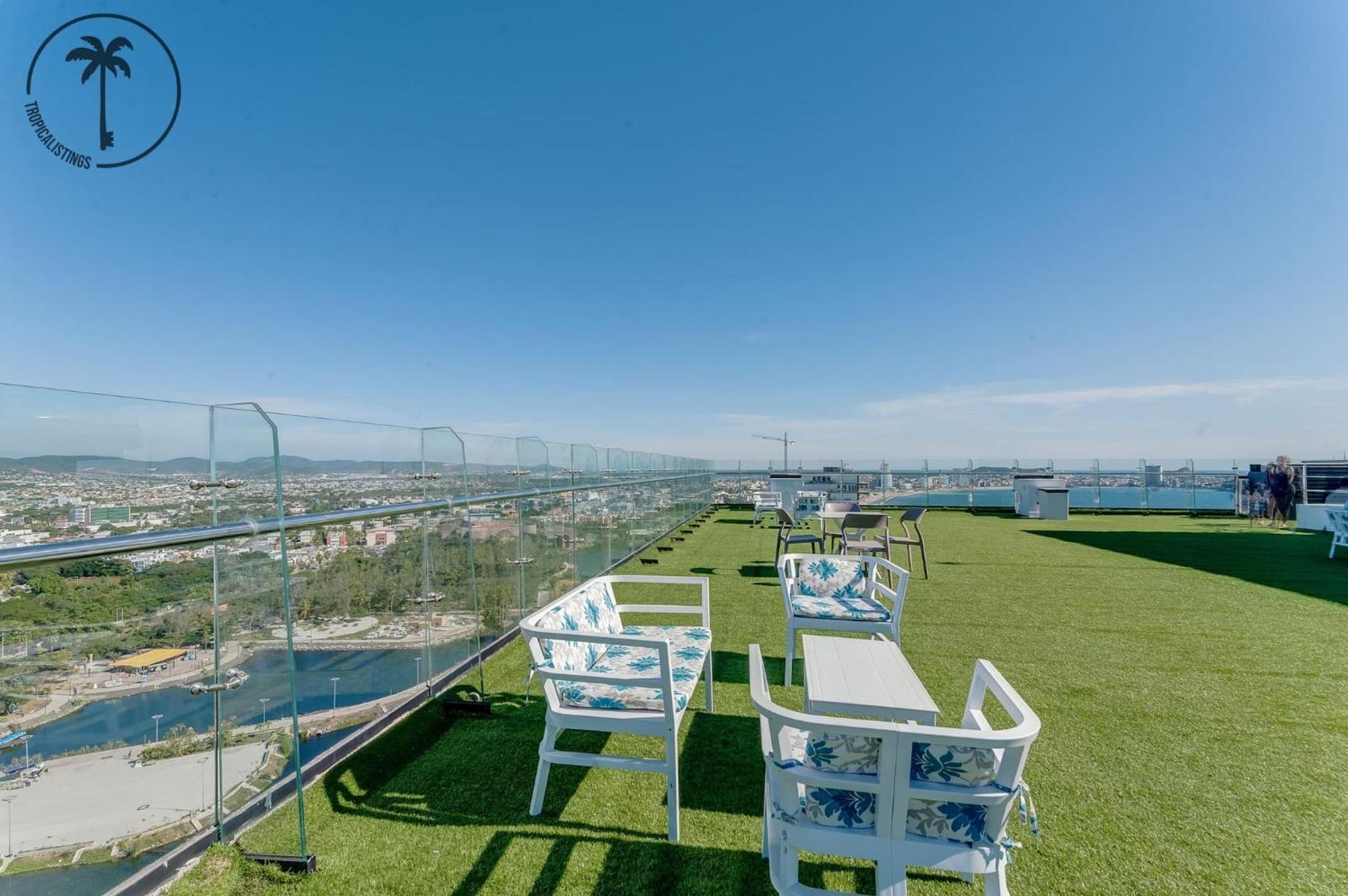 Apartamento Depto Pavoreal. Hermosa Vista Al Mar Y Malecón!