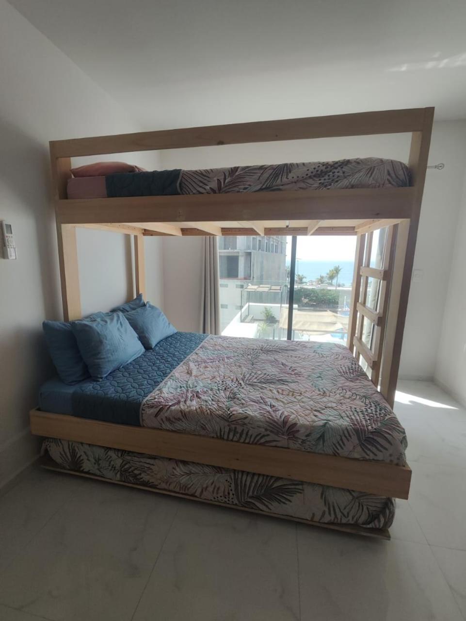 Apartment Pent-house A Media Cuadra Del Malecon, Hookipa Tower! *