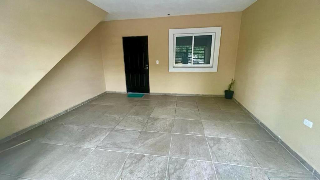 Departamento Piso 1 *