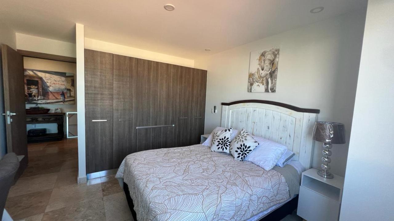 Mar Laguna Apartment