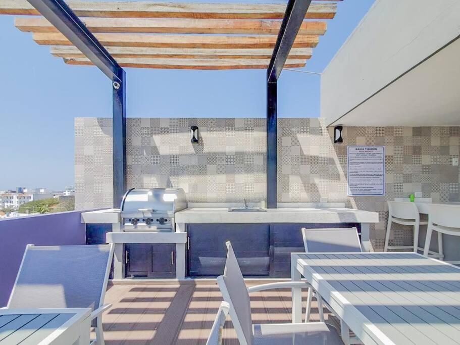 Bonito Zona Dorada Con Piscina Y Cochera Apartment *