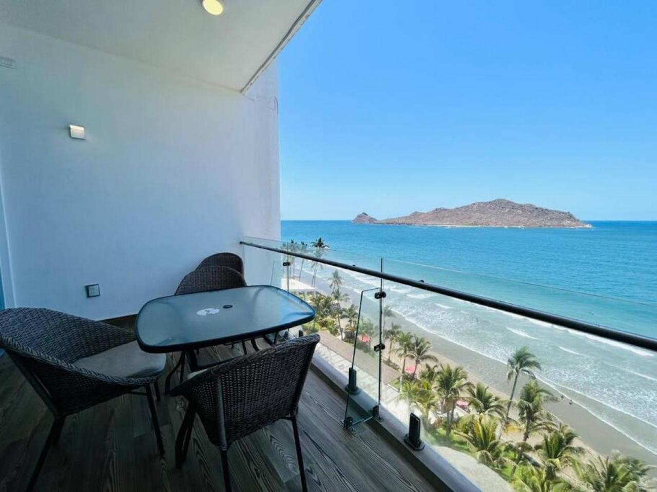Lujoso Departamento Frente Al Mar/camino Al Mar Apartment Mazatlan