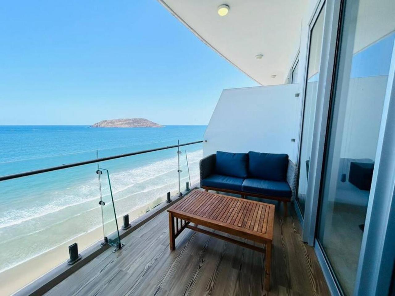 Apartment Lujoso Departamento Frente Al Mar/camino Al Mar