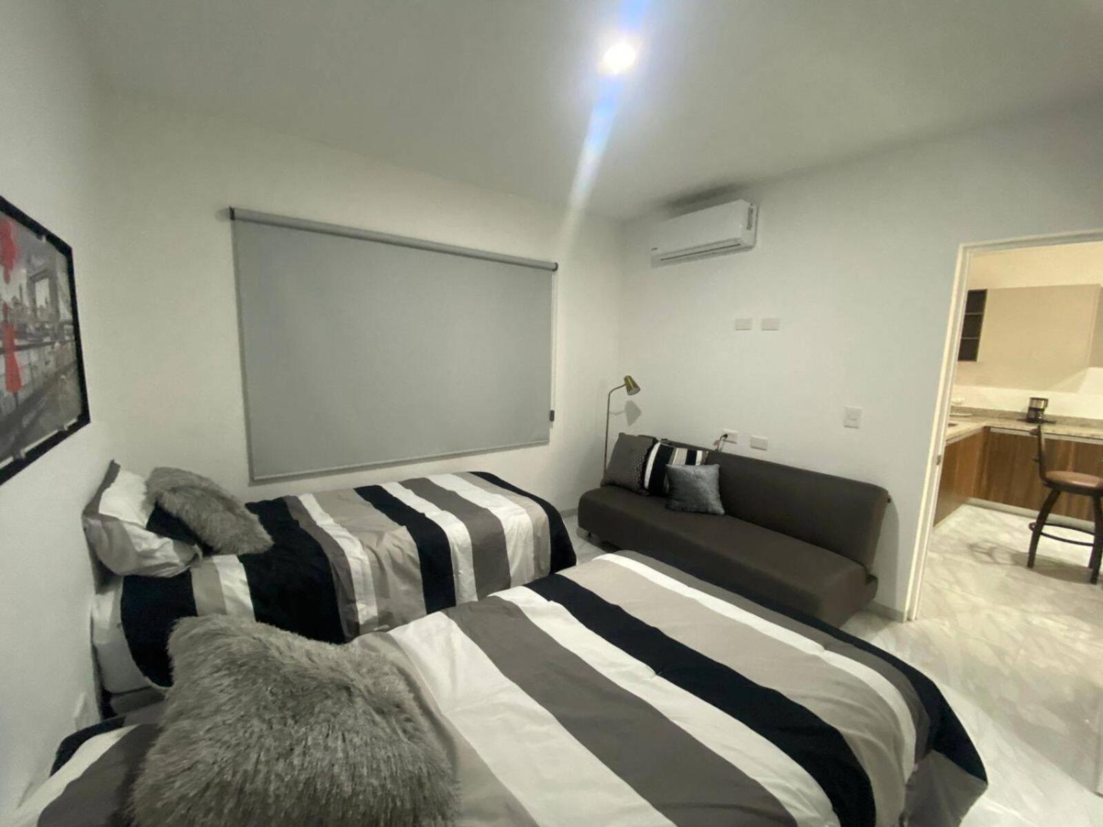 Lovely 2 Bedroom Oceanfront In * Mazatlán