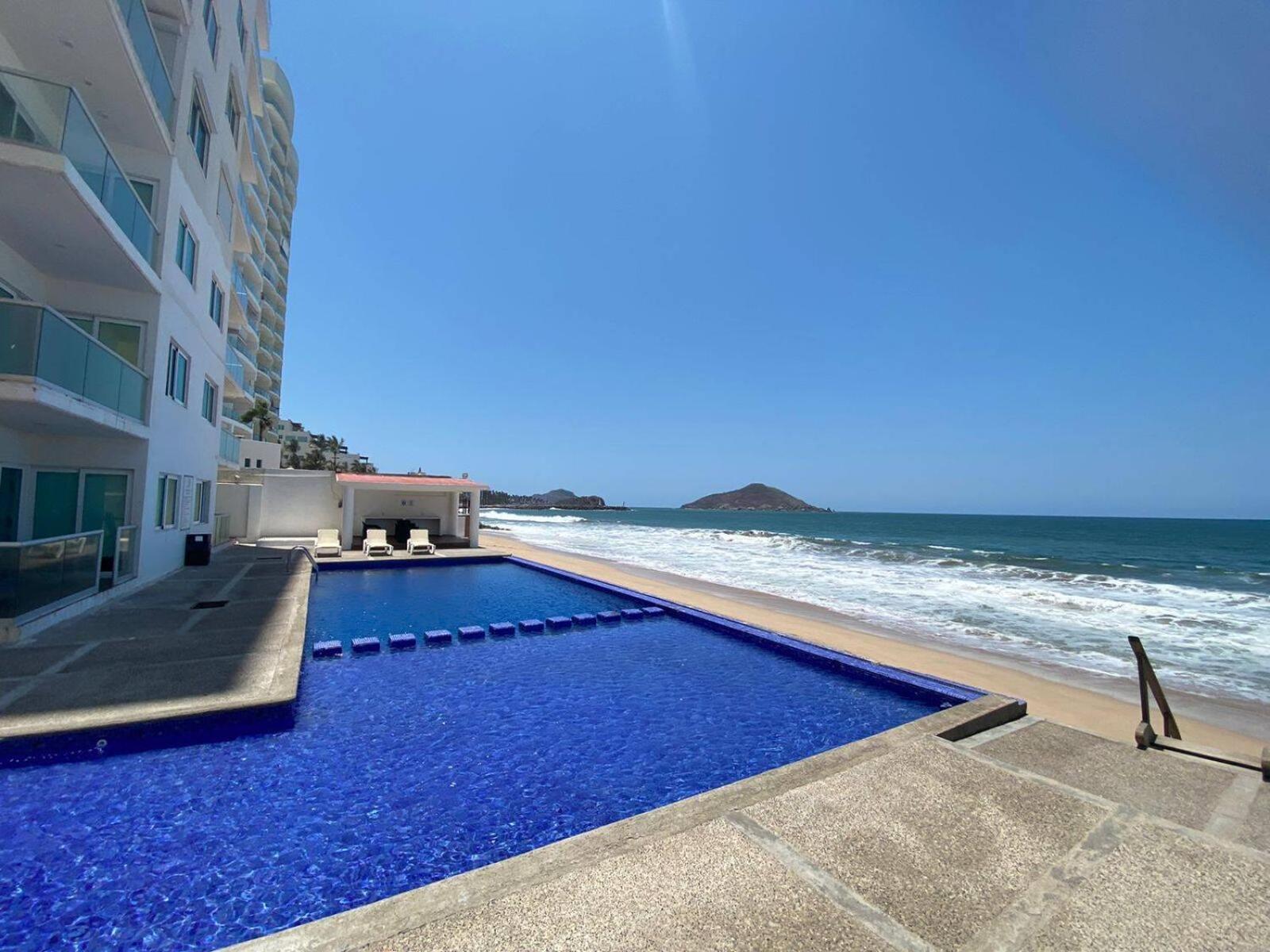 Apartamento Lovely 2 Bedroom Oceanfront In *