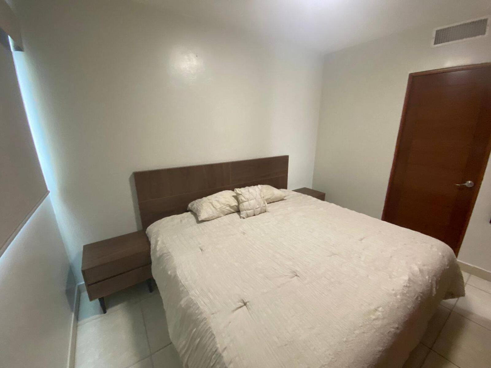 Departamento En Costa Veleros, Vista A La Marina Mazatlán