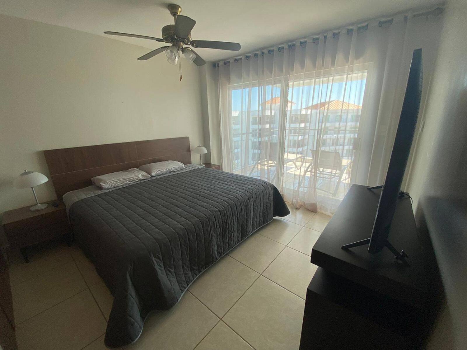 Departamento En Costa Veleros, Vista A La Marina Mazatlán