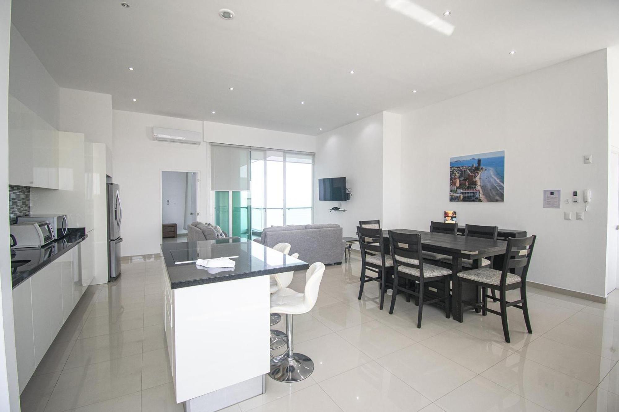 Everything Need On The Malecon -1503 T Eme Apartamento