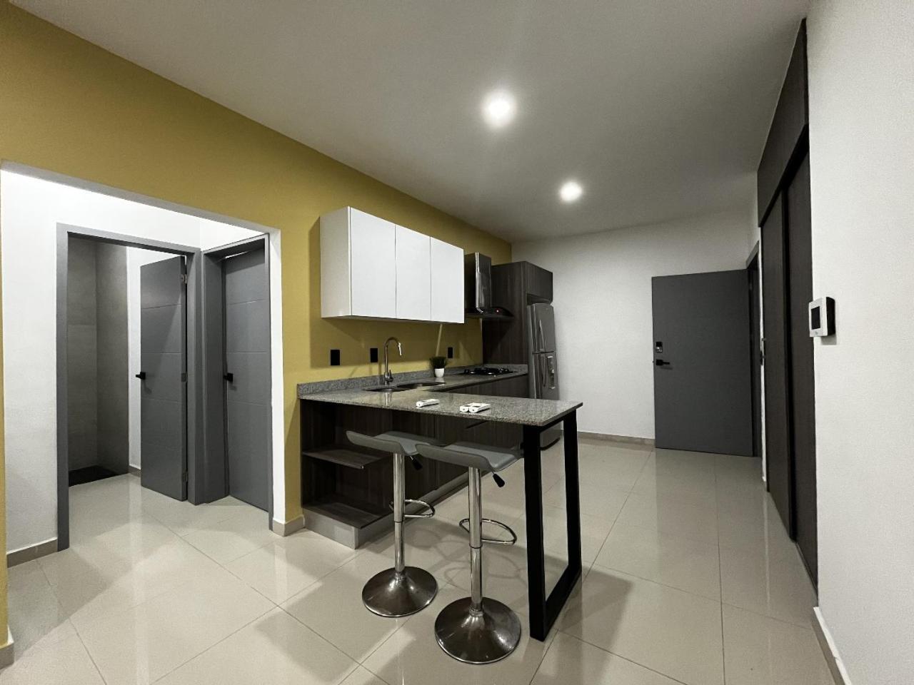 Departamento En Con Alberca - Cerca De Playa Y El Malecon Mazatlan