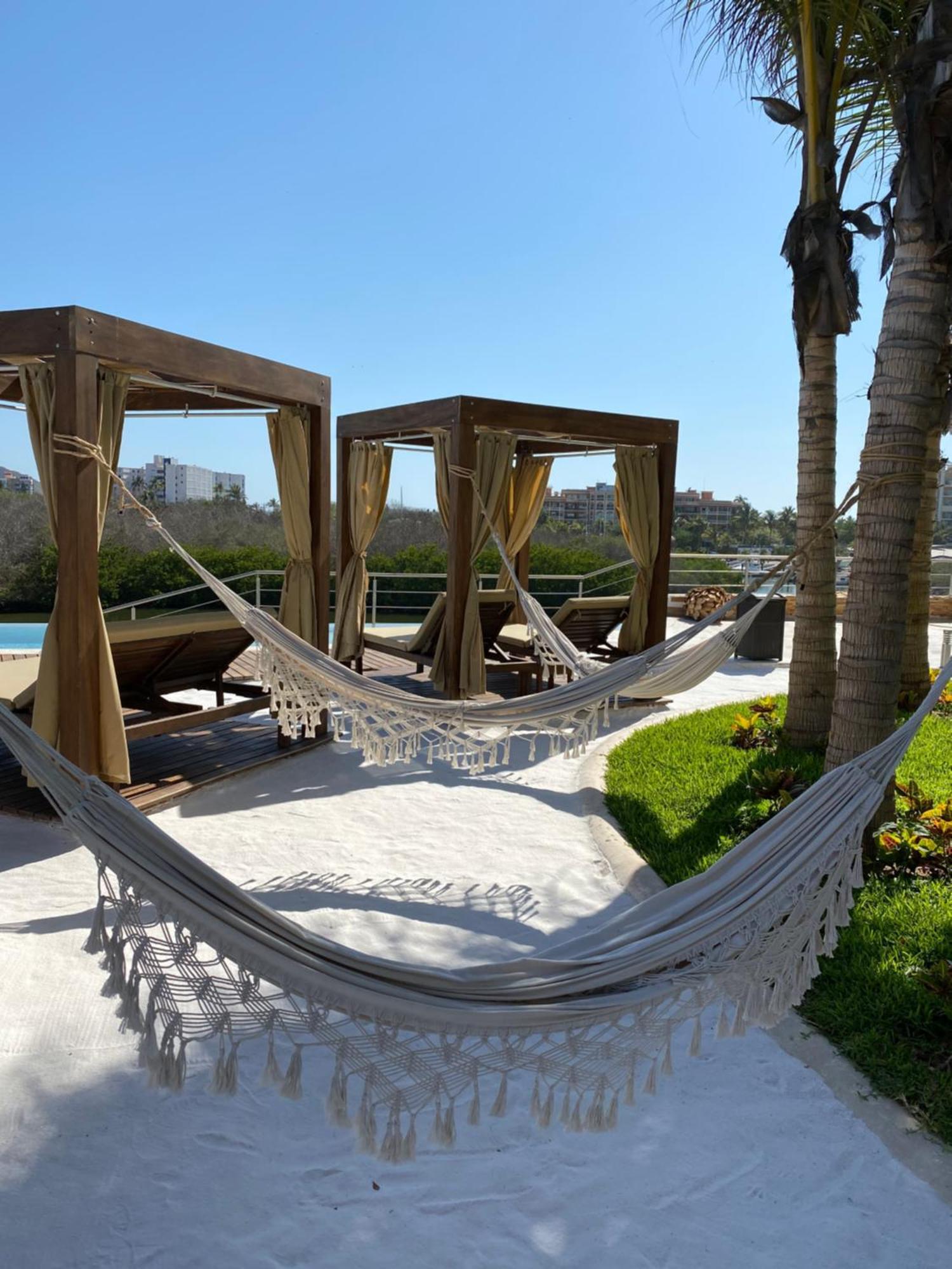 Departamento Con Espectacular Alberca Mazatlán