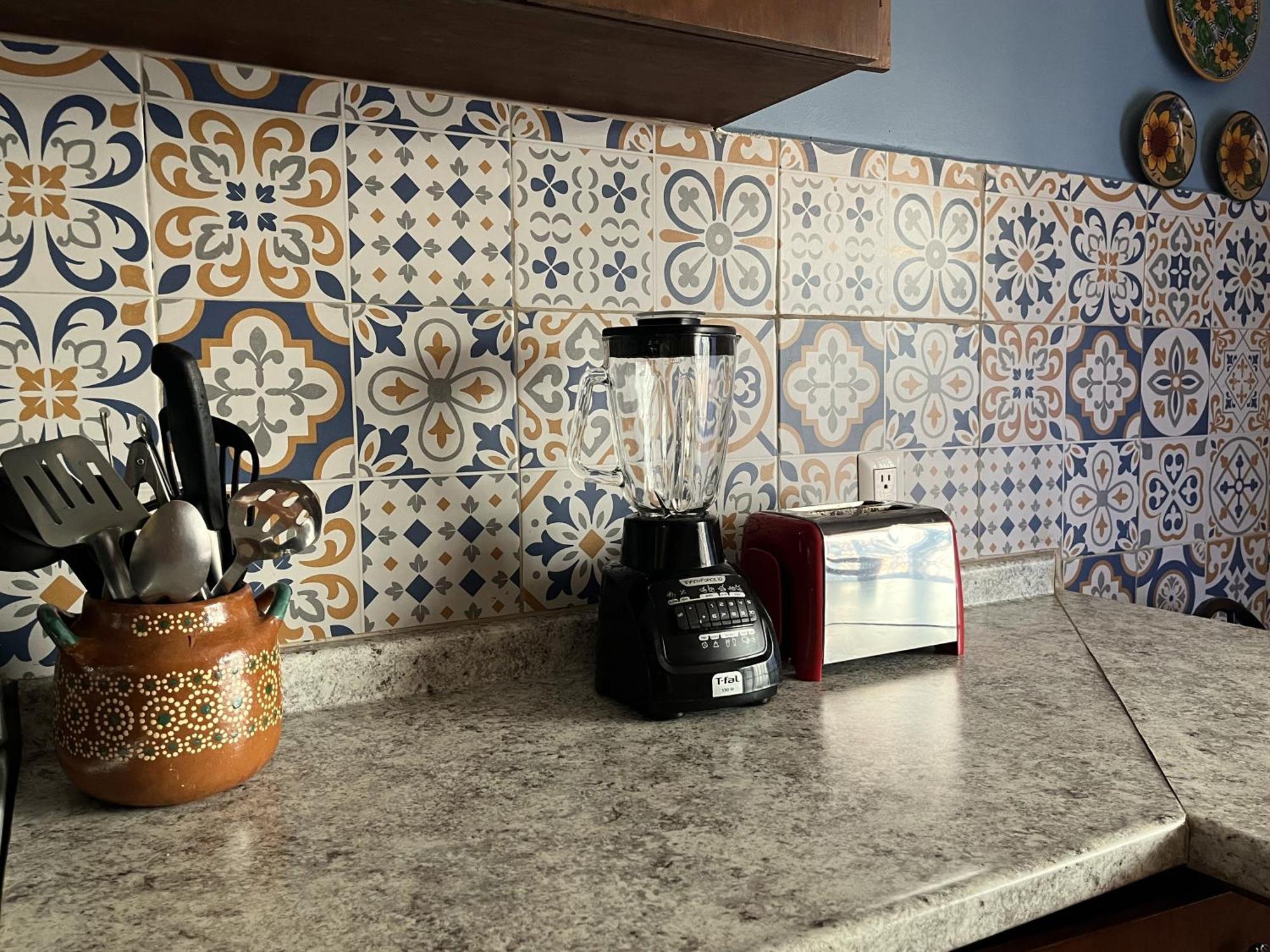 Casa De La Alegria 2 *