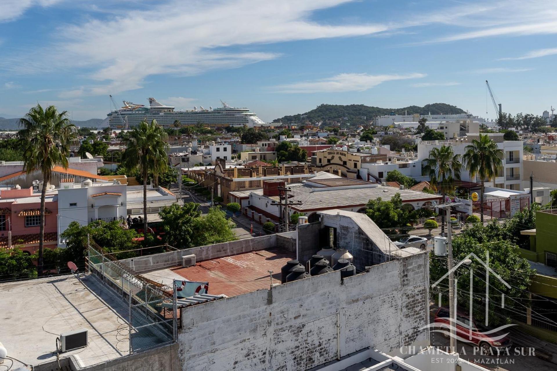 New & Comfy, 5 Star Area, Walk 2 Beach, Pool, Views, King Bed * Mazatlán