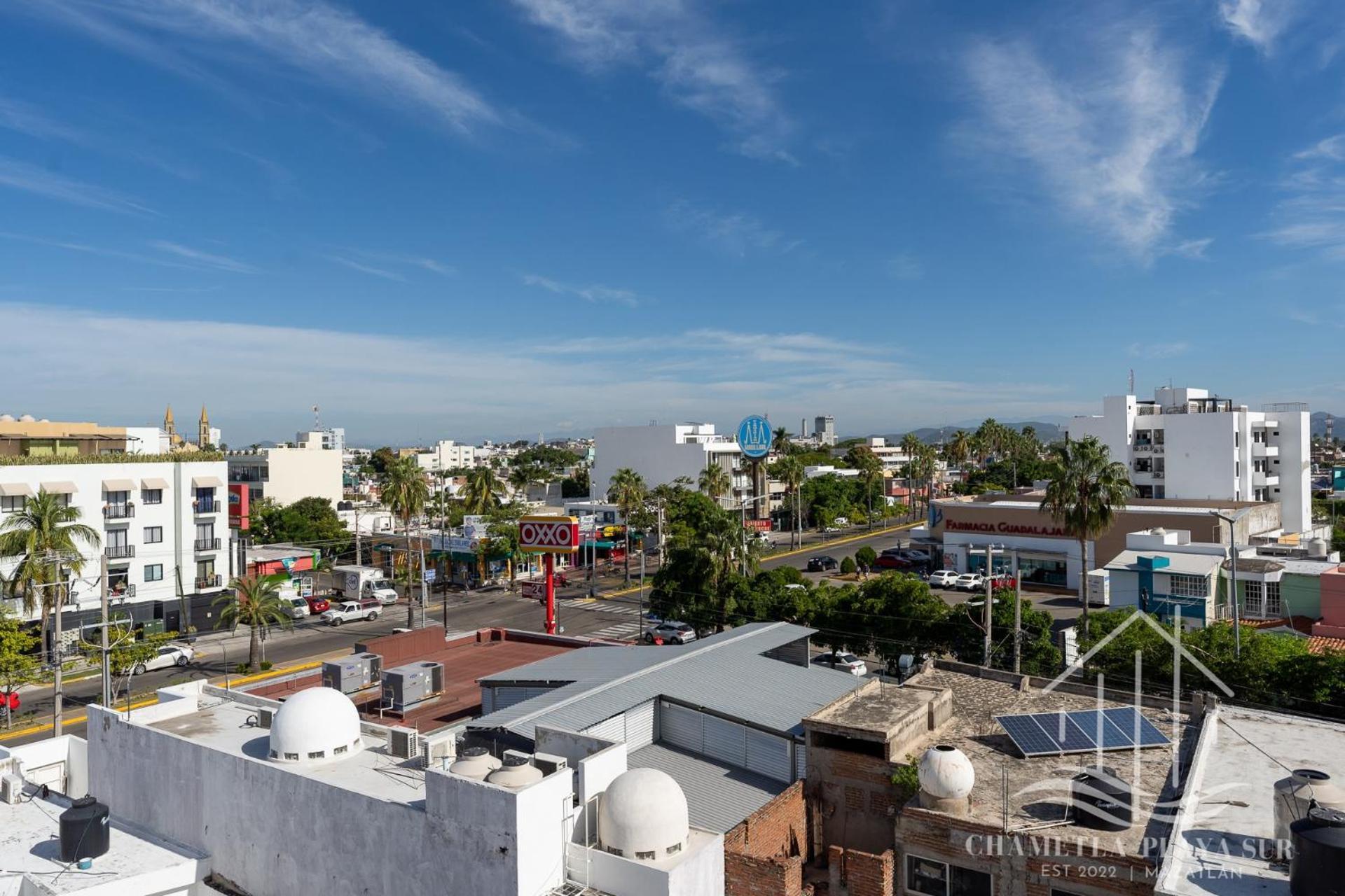 New & Comfy, 5 Star Area, Walk 2 Beach, Pool, Views, King Bed * Mazatlán