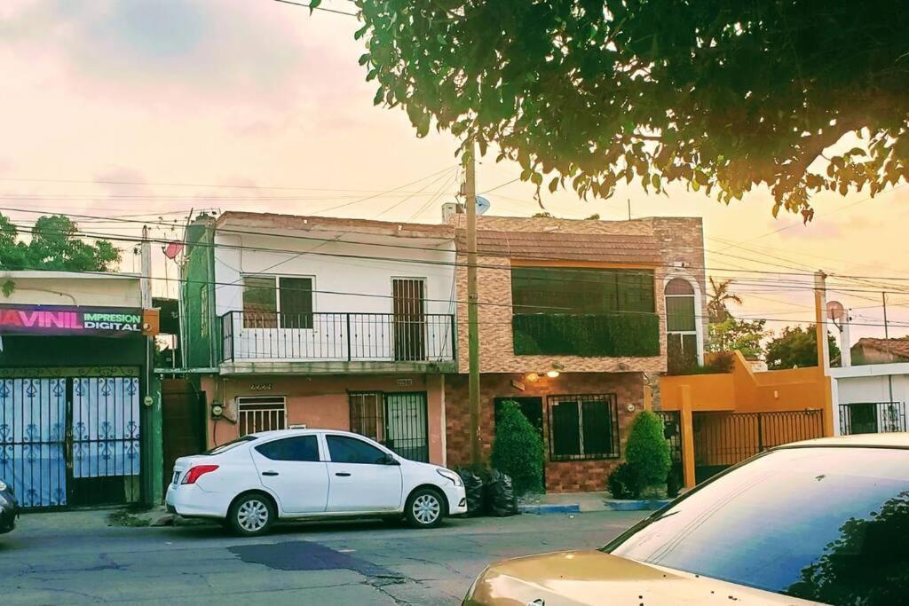 El Oasis - Centro - Camas King Y Queen Size - 500 Metros Del Malecon Y Playa Norte Apartment Mazatlan