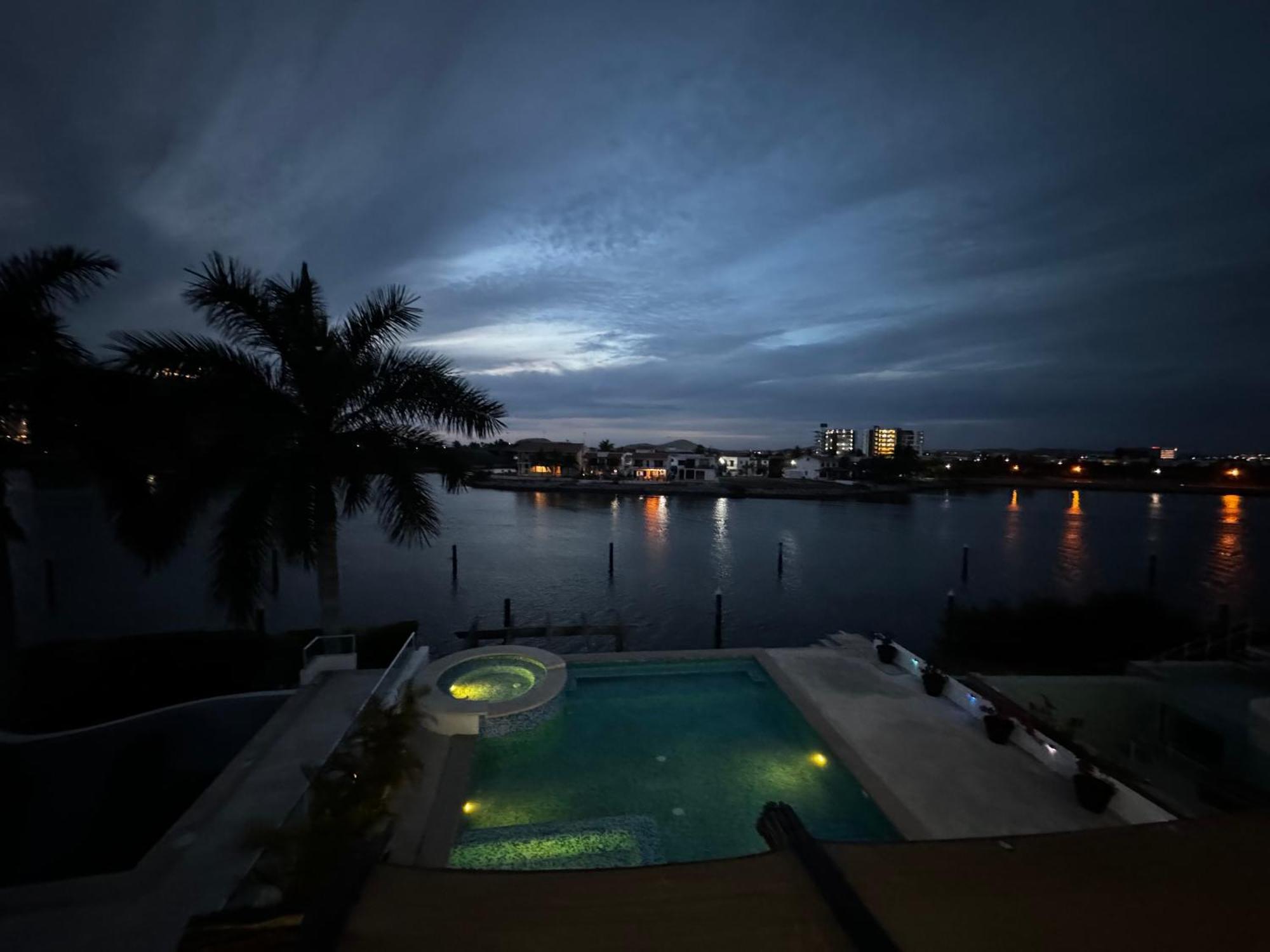 Сasa de vacaciones Casa Isla Marina Vista Al Mar 20 Personas