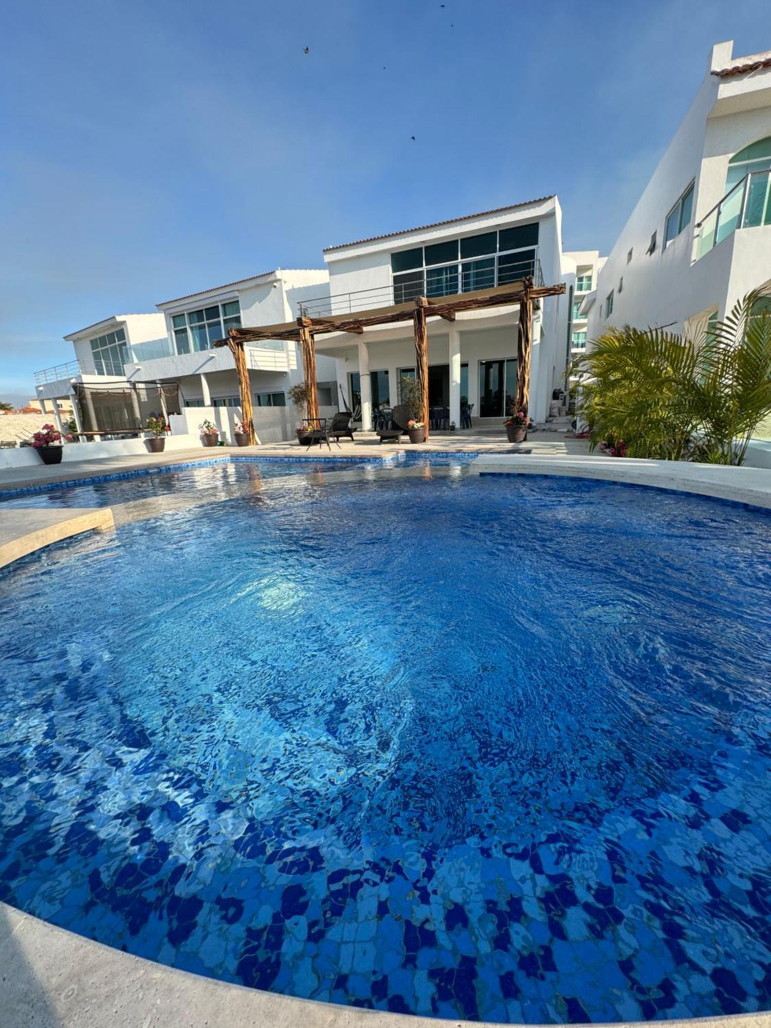 Сasa de vacaciones Casa Isla Marina Vista Al Mar 20 Personas *