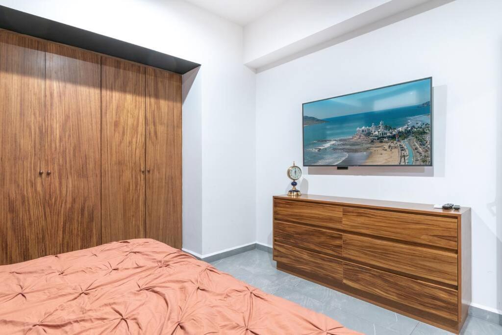 Apartamento Vista Espectacular En Depa Sobre Malecon *