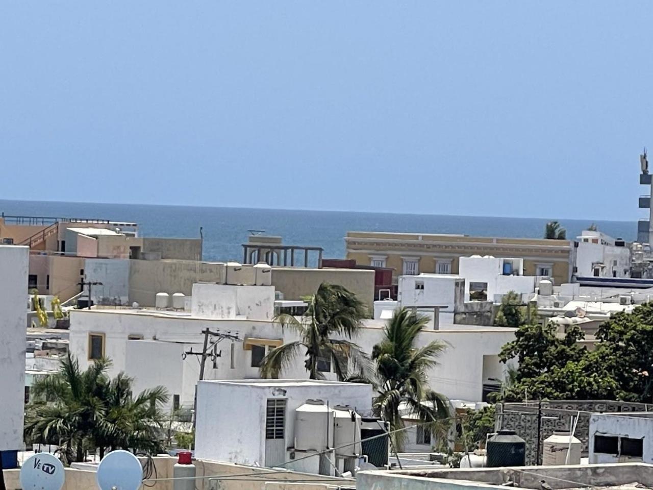 New & Modern, 5 Star Area, Walk 2 Beach, Pool, Views, King Bed * Mazatlán