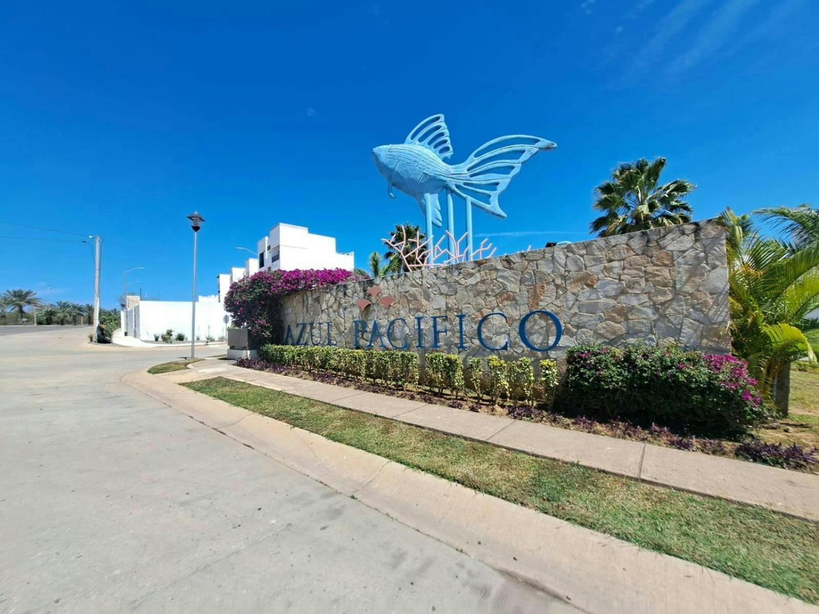Promo-sleeps 6-walk To & Mazagua Park-pool-gated Apartamento Mazatlán