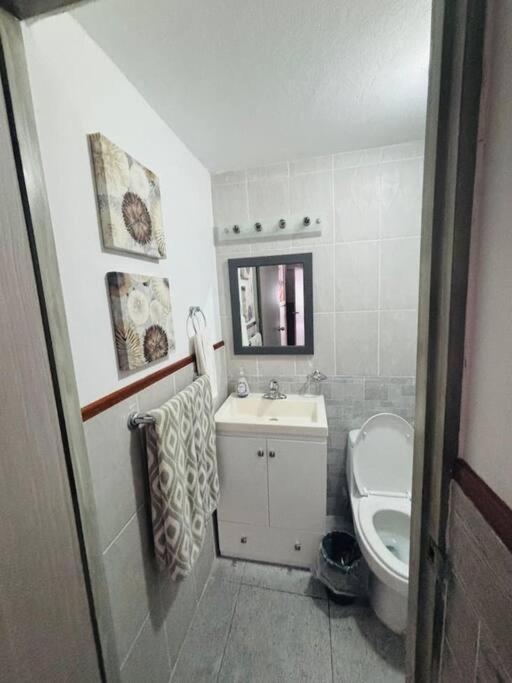 Apartamento Departamento En Centro De Parejas 6 *