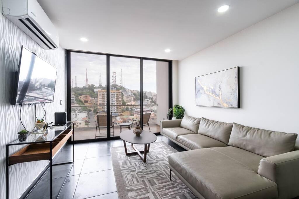 Apartamento Elegante Depa Frente Al Malecon Y Cerca Del Centro *