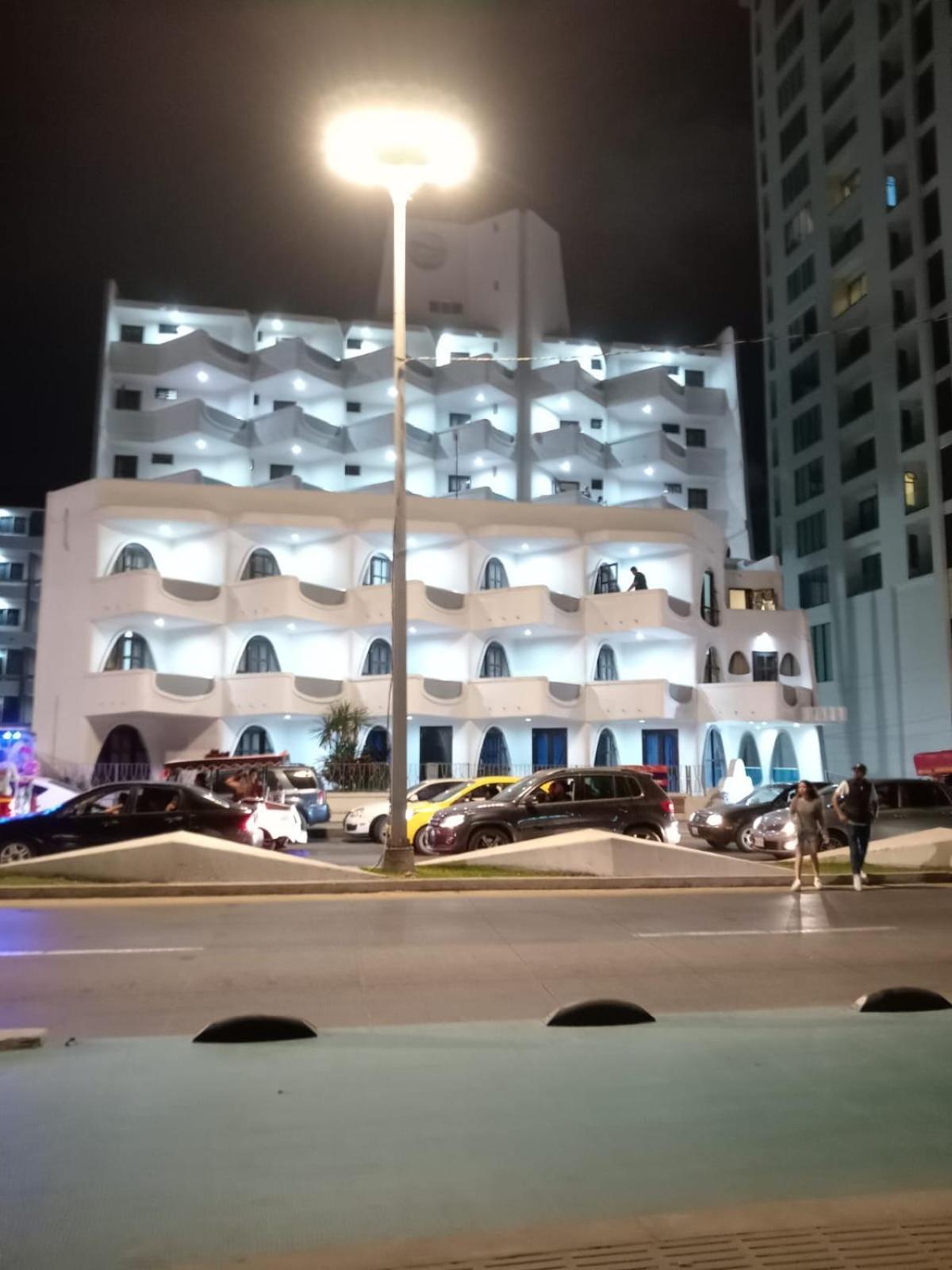 Hotel Essen'S Mazatlan