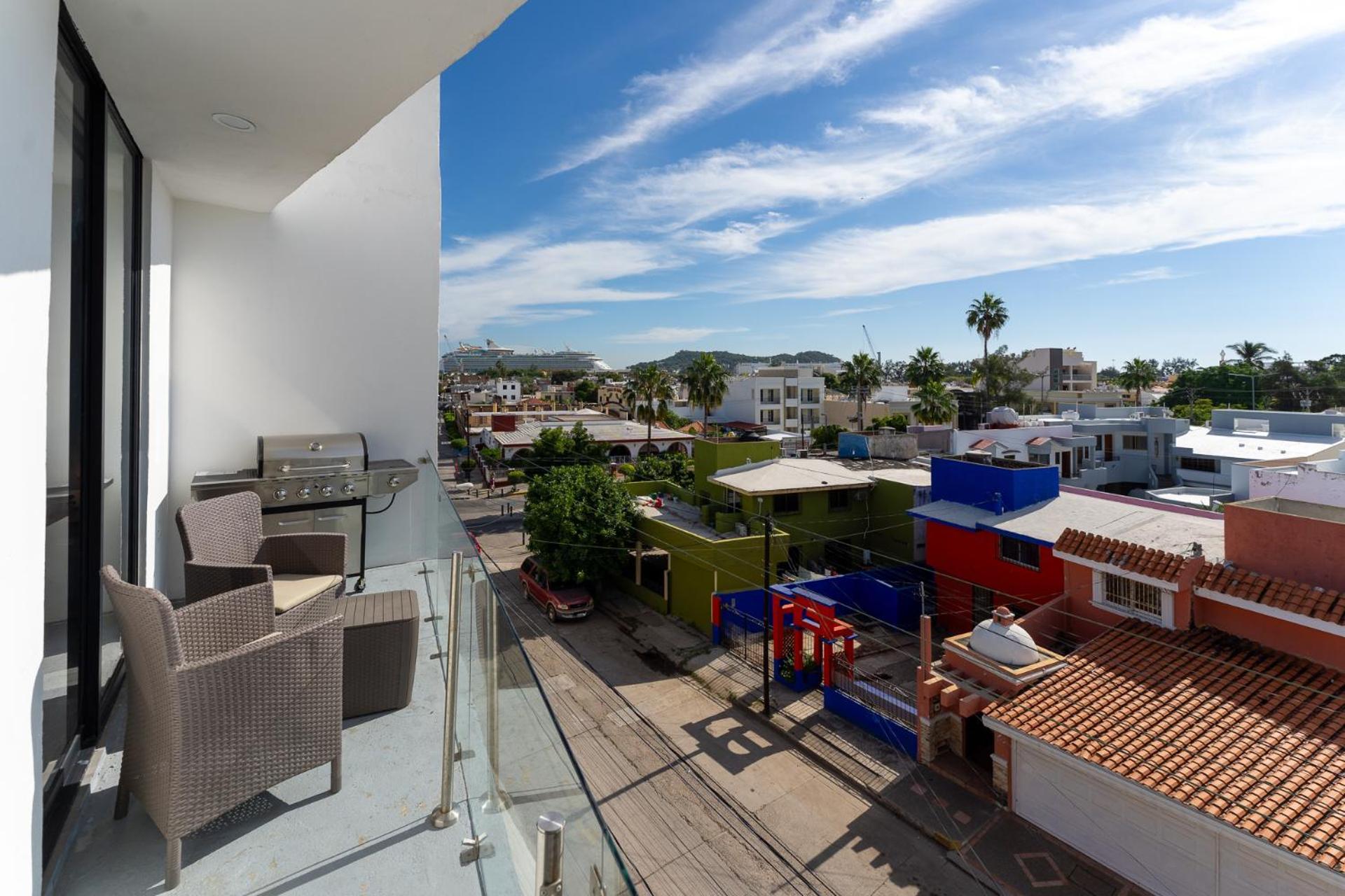 Apartamento New & Modern, 5 Star Area, Walk 2 Beach, Pool, Views, King Bed *