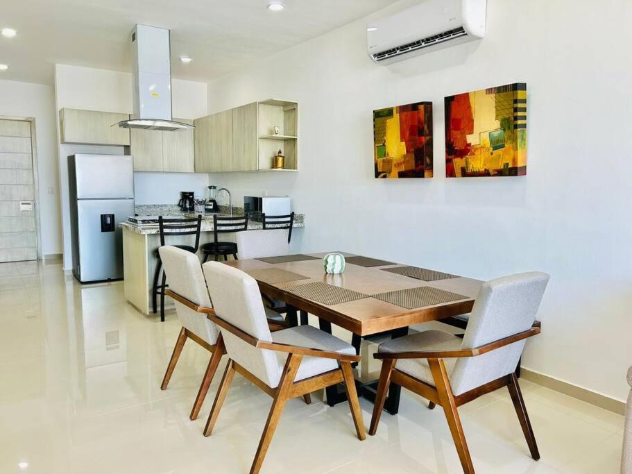 Elegante En Zona Dorada Familias By G P S Rentas Apartamento *