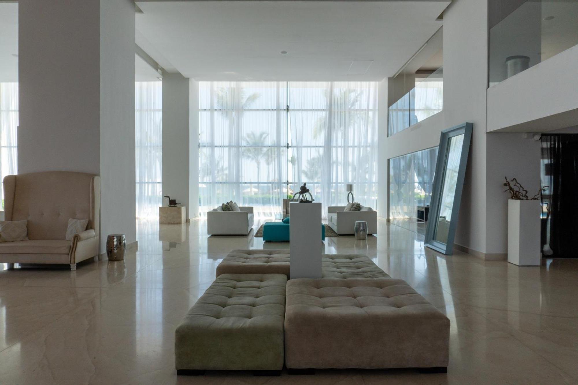 Peninsula 16b Apartamento *