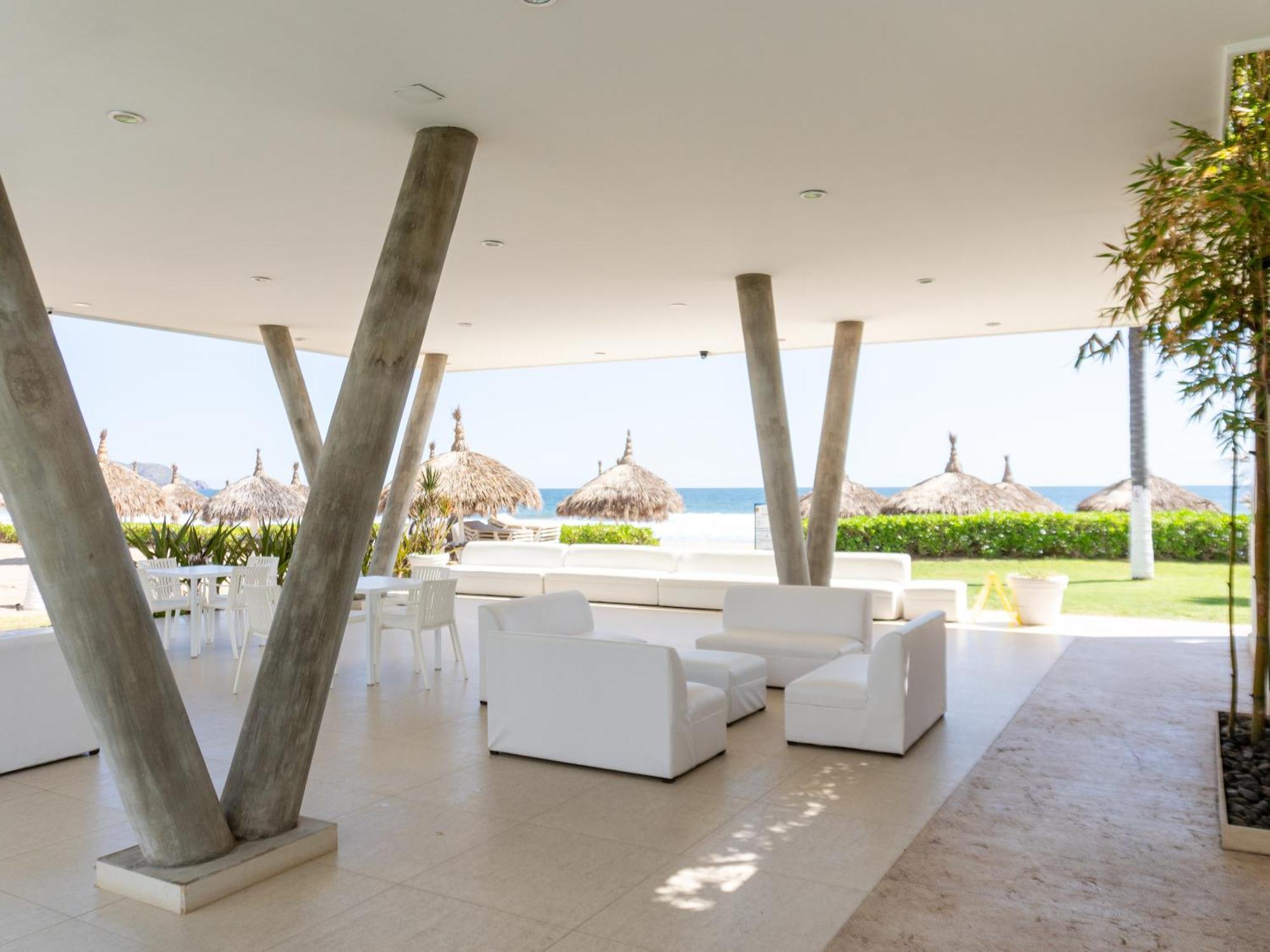 Peninsula 16b Mazatlán